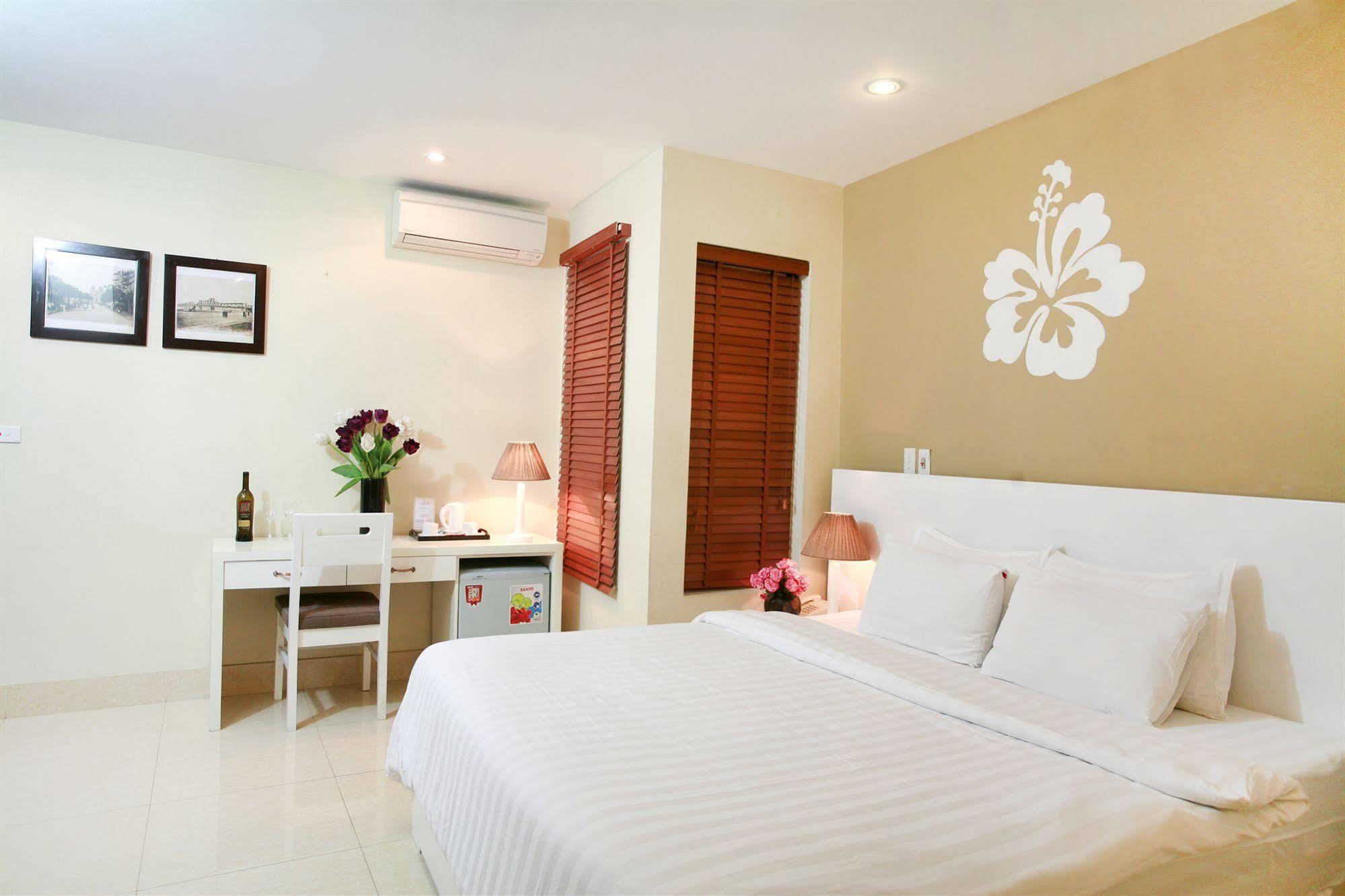 22Land Residence Hotel & Spa 52 Ngo Huyen Hanoi Bagian luar foto